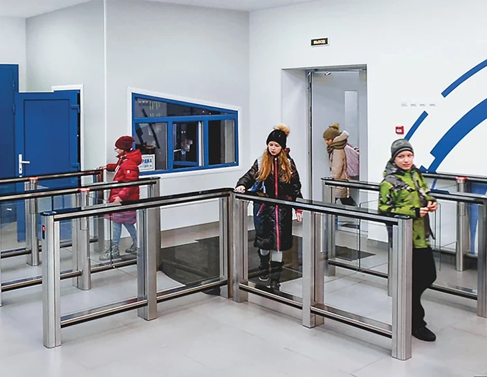 Скоростные проходы ST-01 в составе системы безопасности S-20, Академия цифровых технологий, Санкт-Петербург